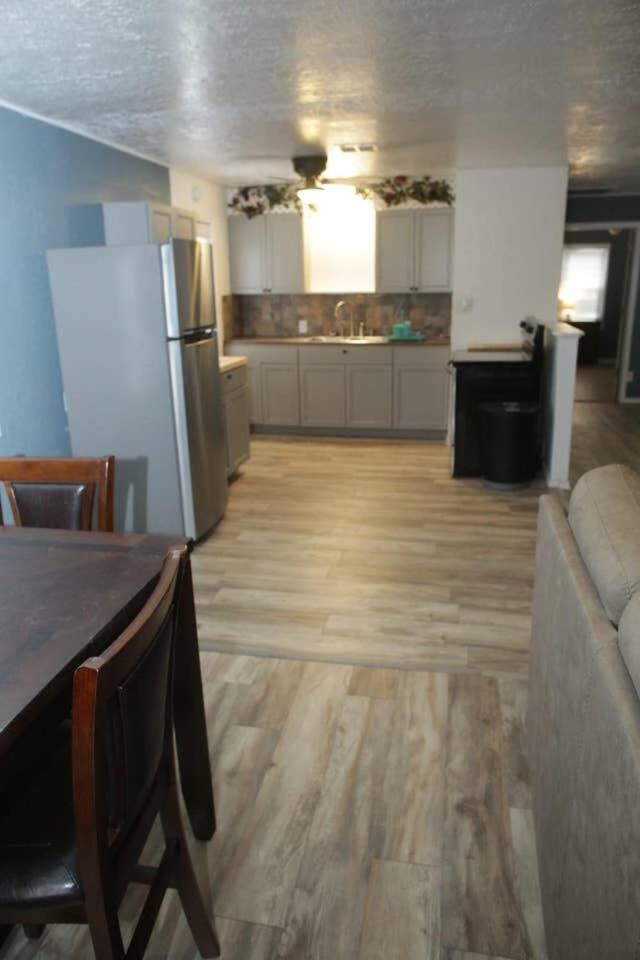 1 Bedroom With A Fireplace Close To Base Lawton Bagian luar foto